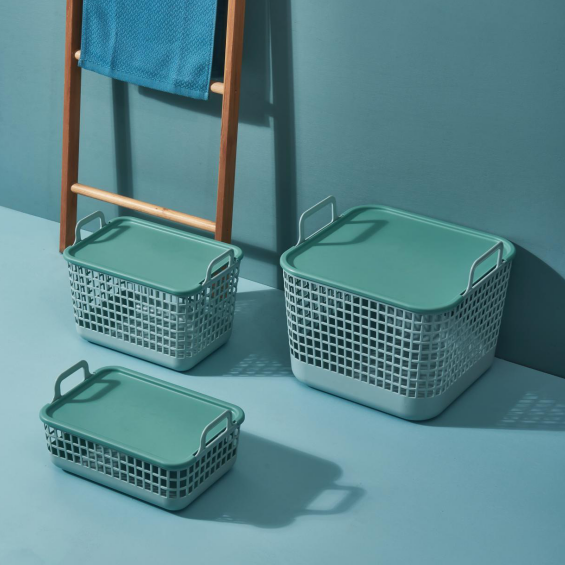 Laundry Basket with Lid and Holder